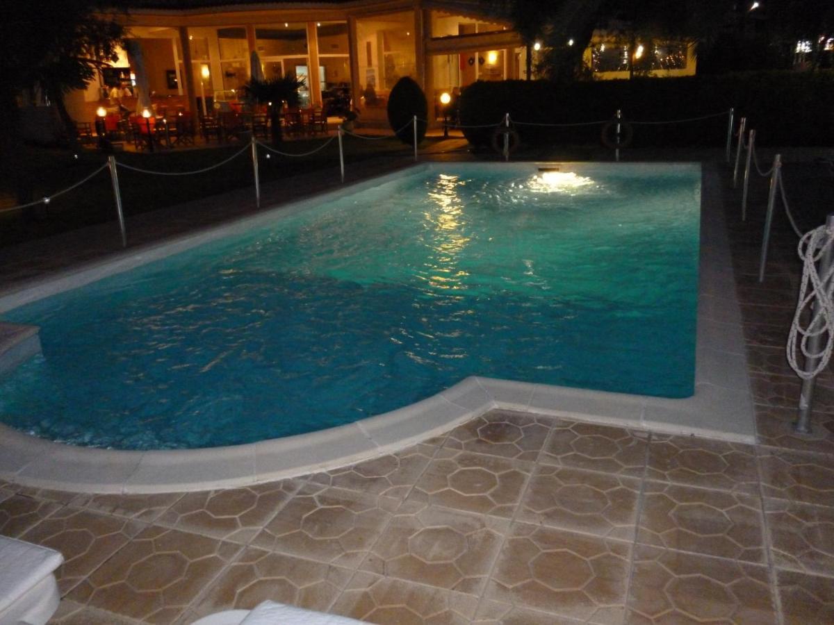 Chrisa Hotel Λιμένας Δωμάτιο φωτογραφία